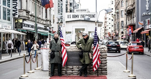 checkpoint-charlie-106